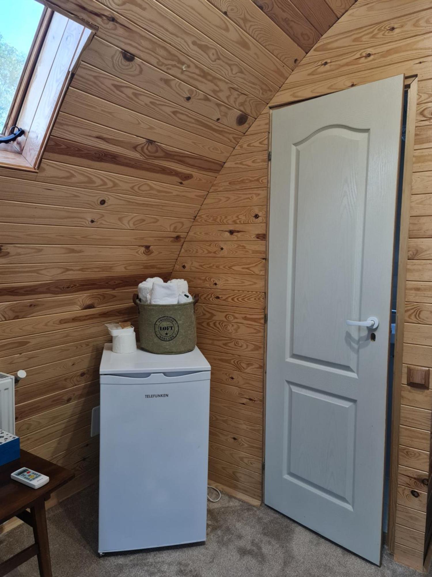 Casute In Mijlocul Naturii - Wild Camp Avrig Exteriér fotografie